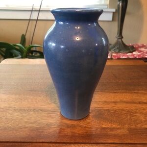 Antique Louisville Pottery Cherokee Line Cornflower Blue Vase